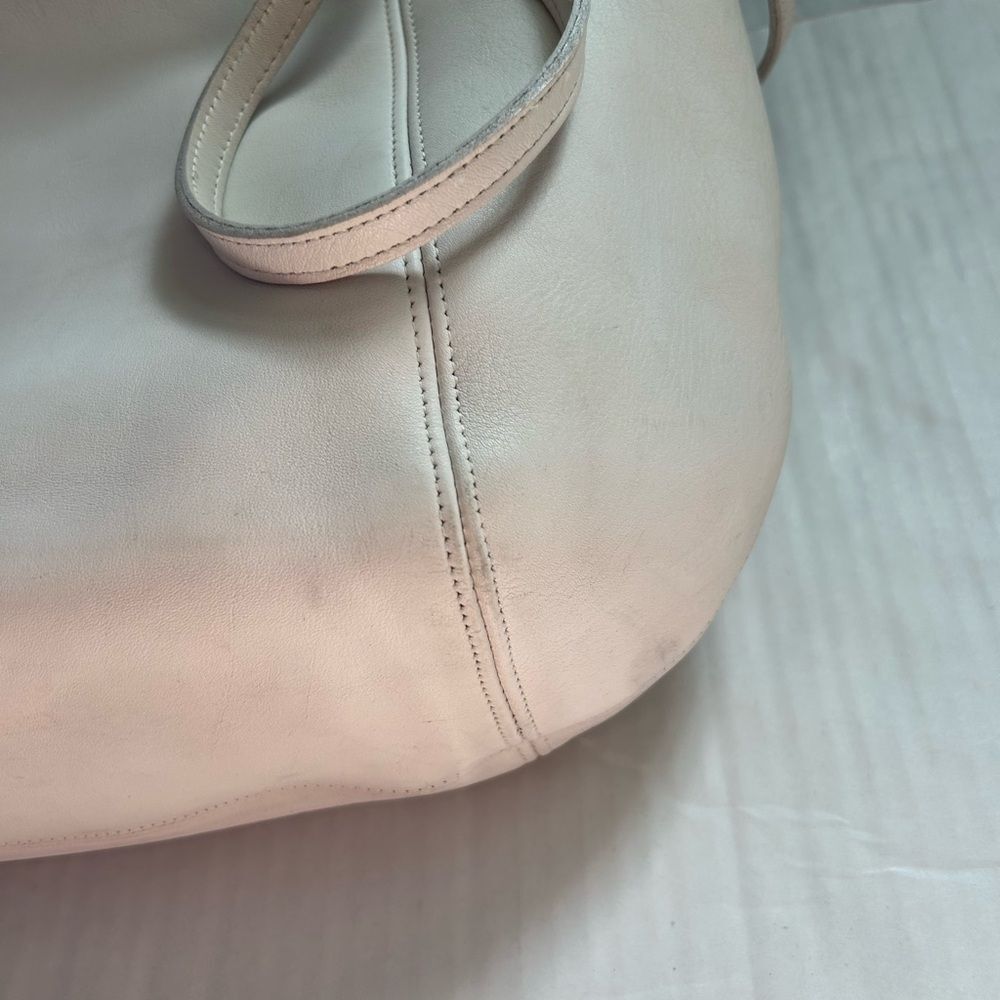 Coach Vintage White Leather Shoulder Tote 9998 Bag - Picture 7 of 16